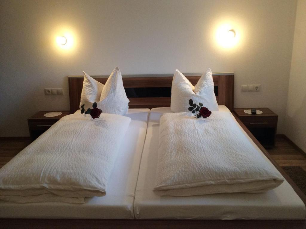 Ferienwohnung Rahm Schwendau Kamer foto