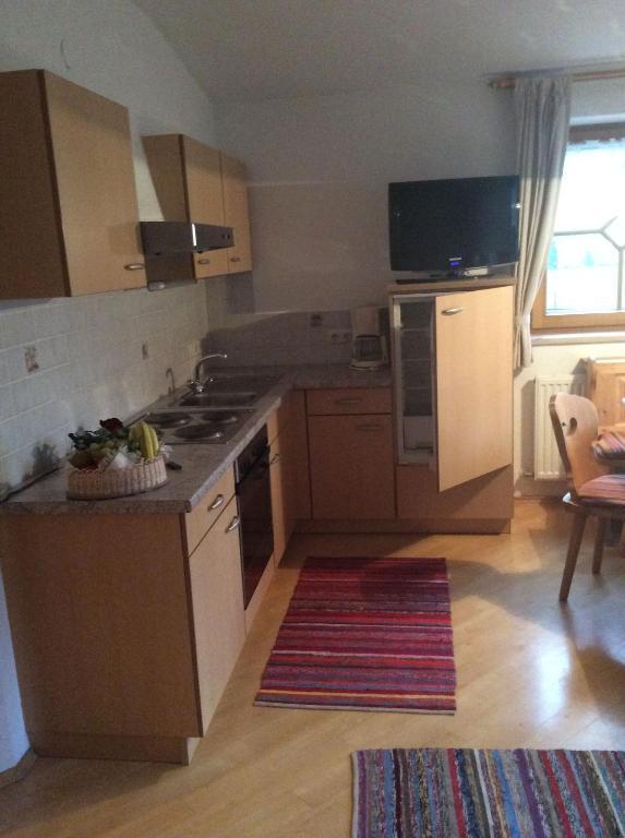 Ferienwohnung Rahm Schwendau Kamer foto